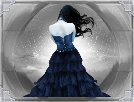 Грустная брюнетка в синем платье с открытой спиной