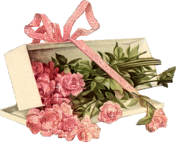 Подарочная коробка с розовыми розами внутри