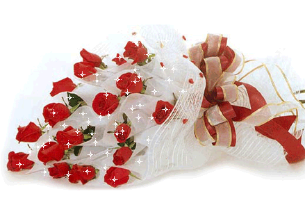 Красивый свадебный букет цветов. Алые розы